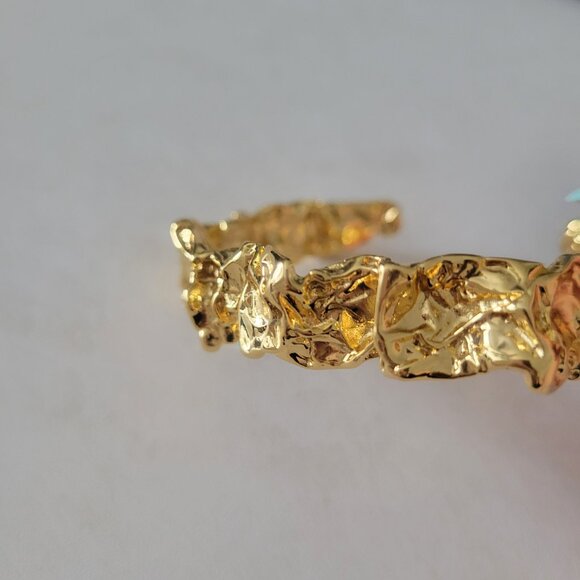 Amber Sceats Emery Cuff Bracelet Crushed Metal Design 24k Plated - Picture 7 of 8